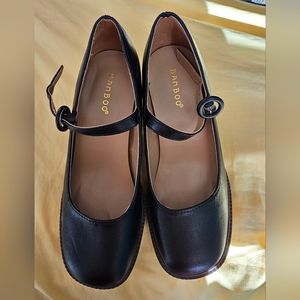 Bamboo Balck Size 6 Block heels